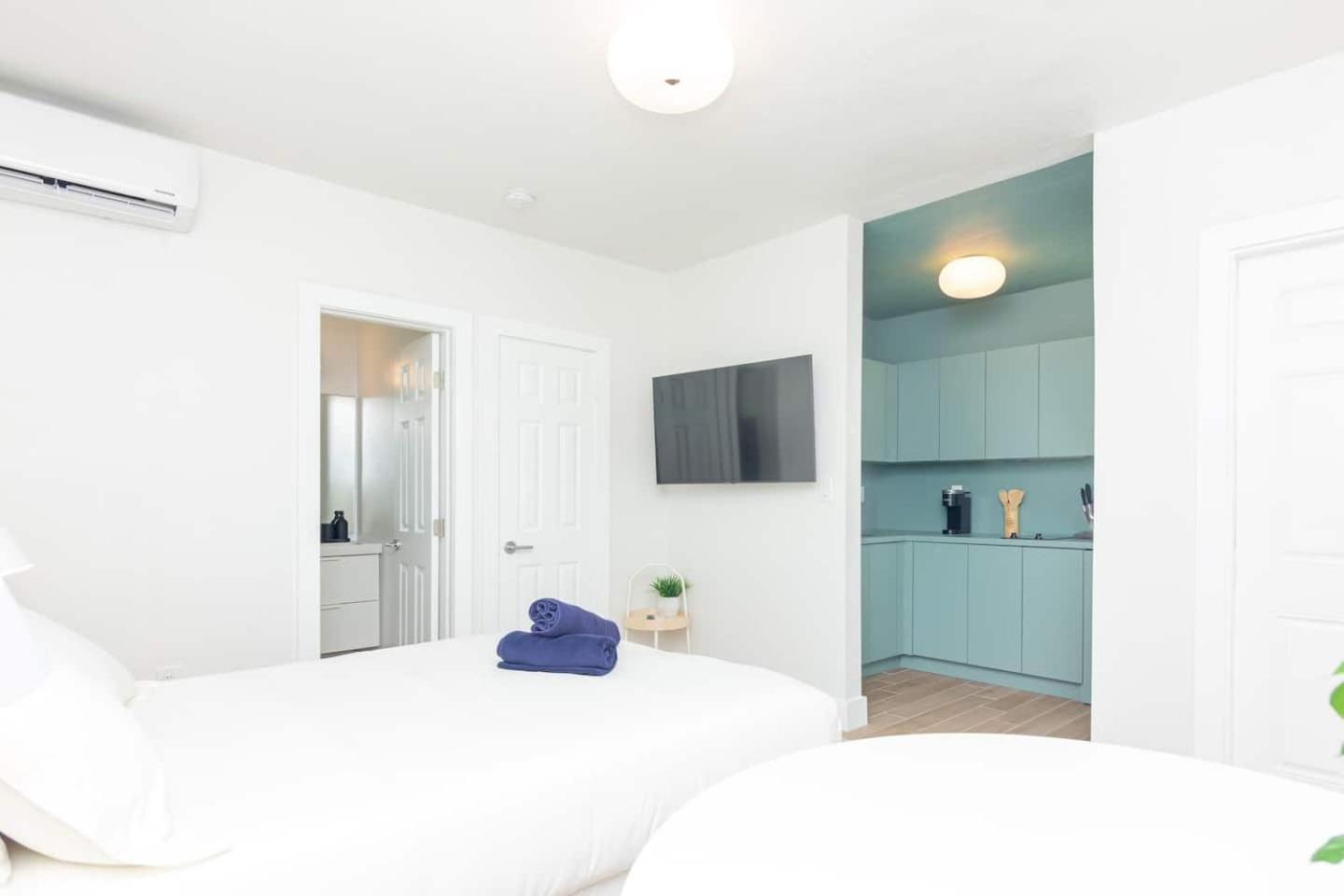 Newly Renovated Stylish Studio In El Portal #2 Miami Buitenkant foto