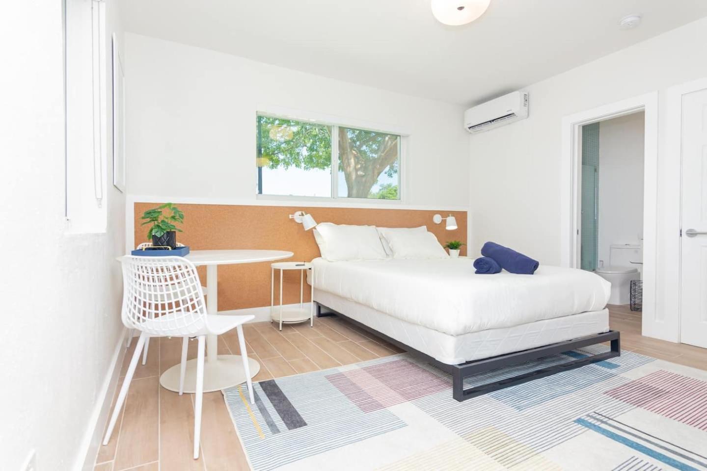Newly Renovated Stylish Studio In El Portal #2 Miami Buitenkant foto