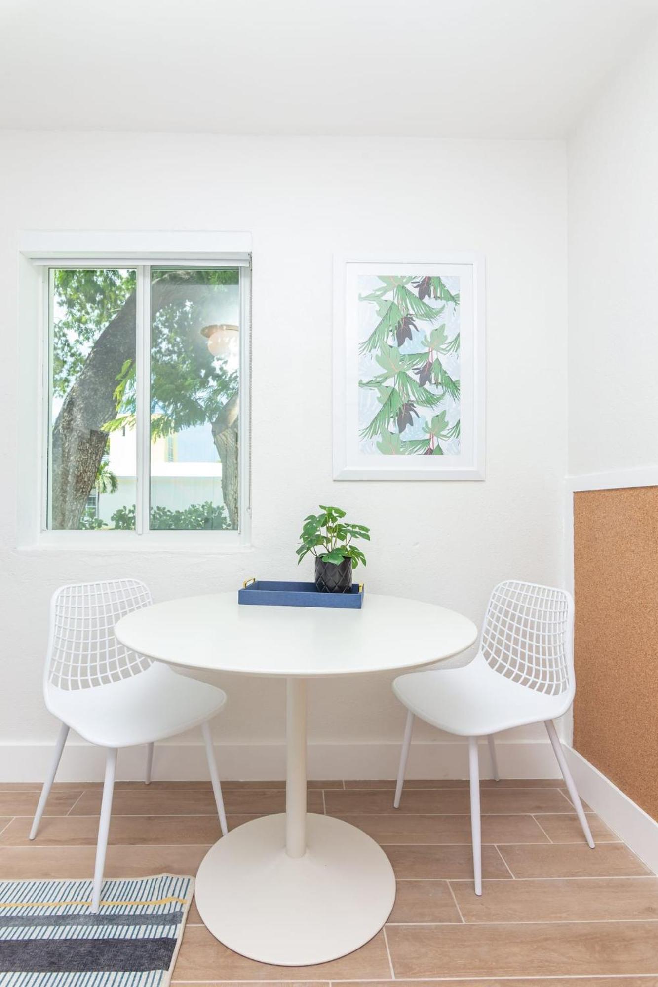 Newly Renovated Stylish Studio In El Portal #2 Miami Buitenkant foto